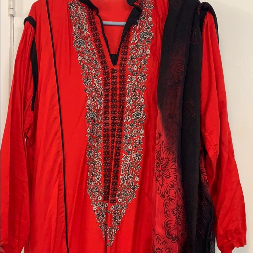 Simple kurti- shirt and dupatta